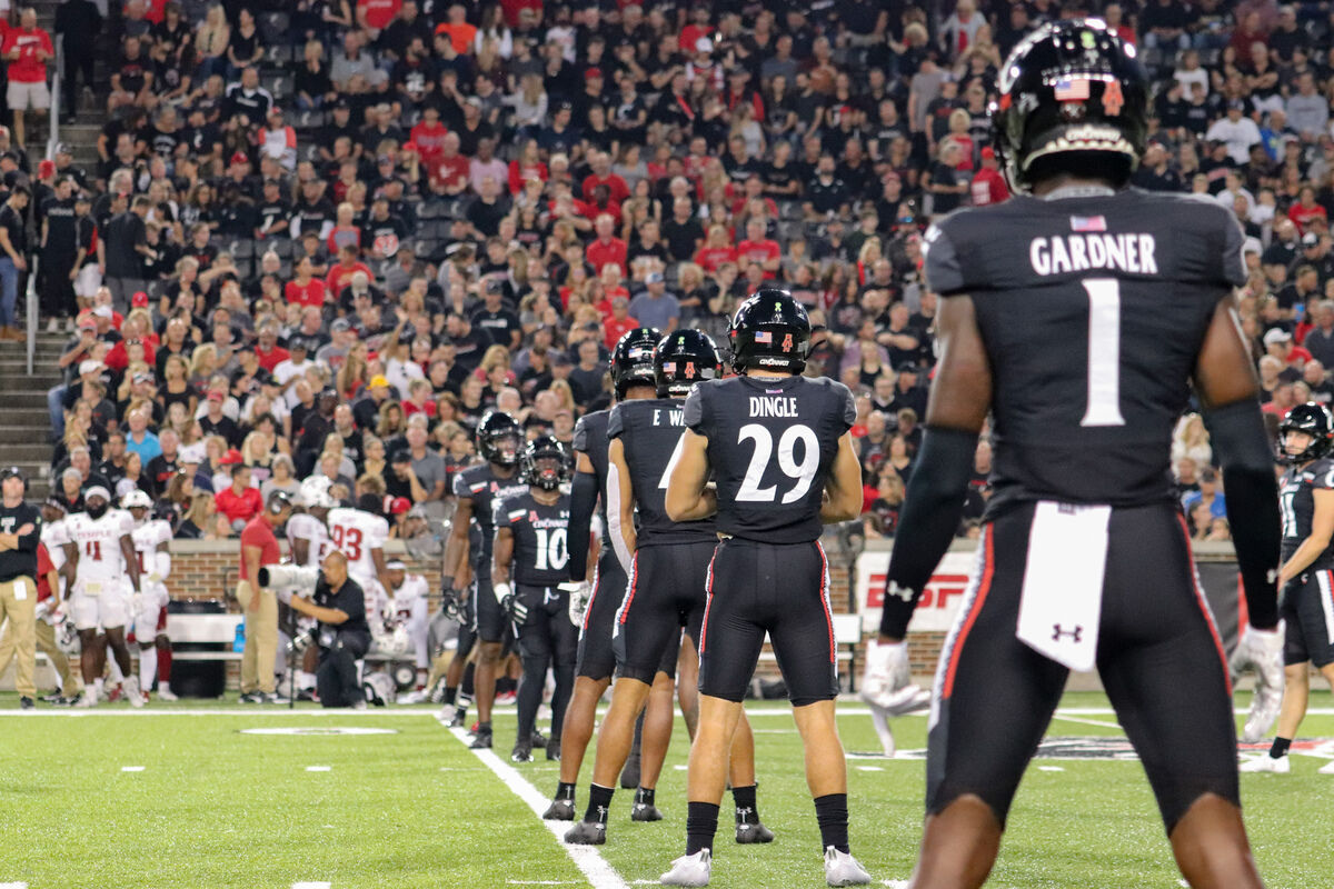 UC versus Temple 2